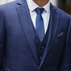 Costume Trois Pièces Élégant avec Blazer Ajusté et Motif Carreaux pour Style Polyvalent 6