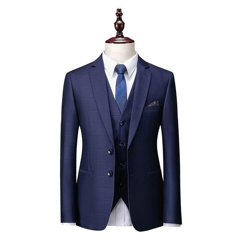 Costume Trois Pièces Élégant avec Blazer Ajusté et Motif Carreaux pour Style Polyvalent 9