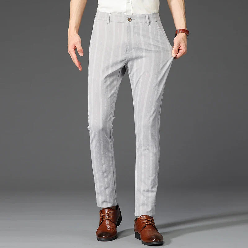Pantalon Habillé Rayé pour Homme avec Coupe Slim Fit | Élégance et Confort au Bureau 15