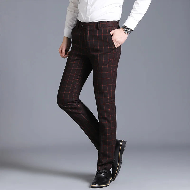 Pantalon Homme Tailleur à Carreaux avec Coupe Ajustée | Élégance Polyvalente pour Professionnels 13