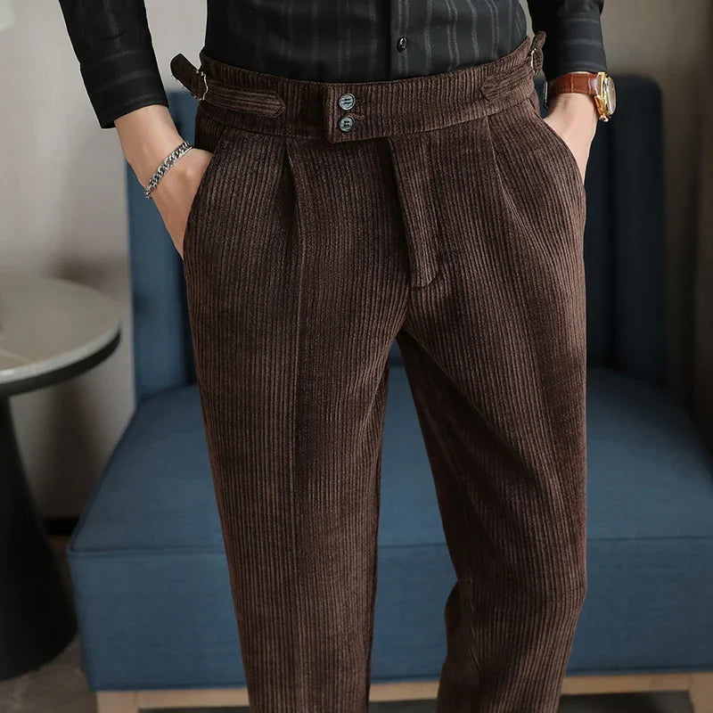 Élégance Classique | Pantalon Homme Côtelé avec Texture Distinctive | Confort Optimal pour Tenue Professionnelle 8
