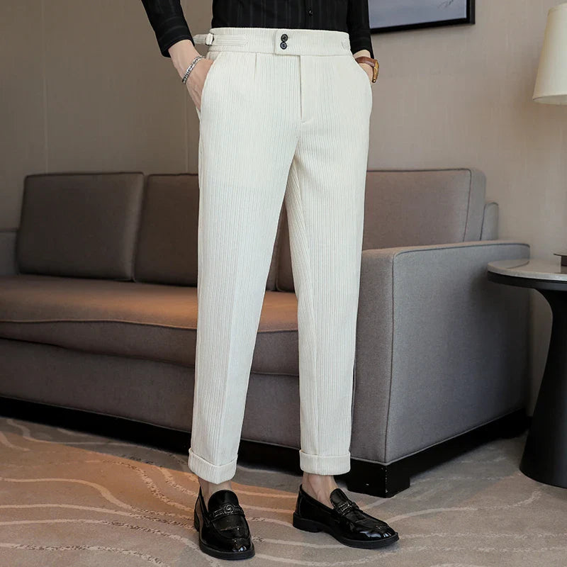 Élégance Classique | Pantalon Homme Côtelé avec Texture Distinctive | Confort Optimal pour Tenue Professionnelle 11