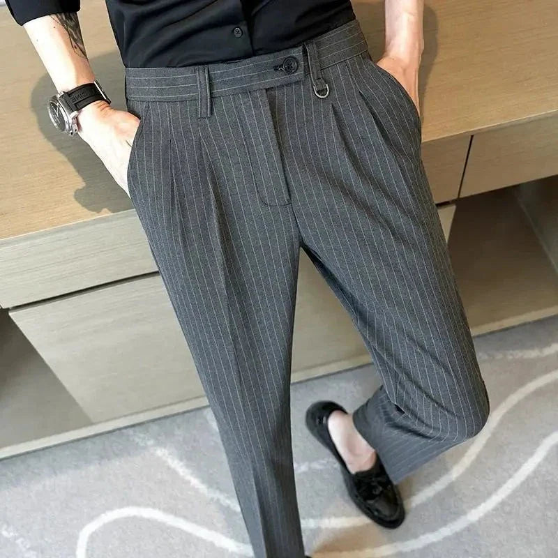 Pantalon Tailleur Femme Chic en Polyester avec Coupe Impeccable | Élégance et Confort au Travail 10
