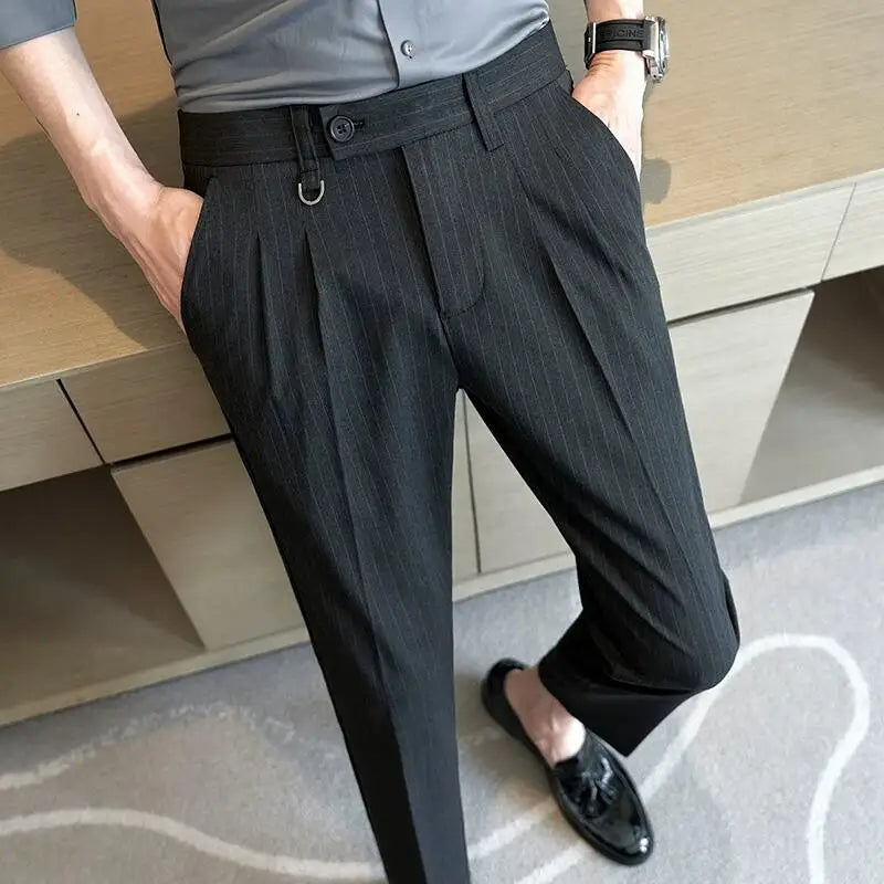 Pantalon Tailleur Femme Chic en Polyester avec Coupe Impeccable | Élégance et Confort au Travail 12